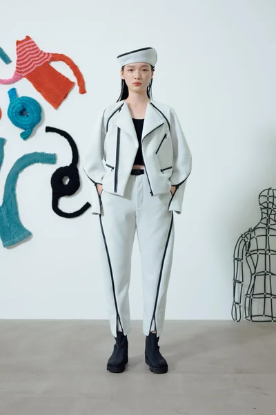Look 7